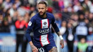 Neymar khao khát quay trở lại Barca